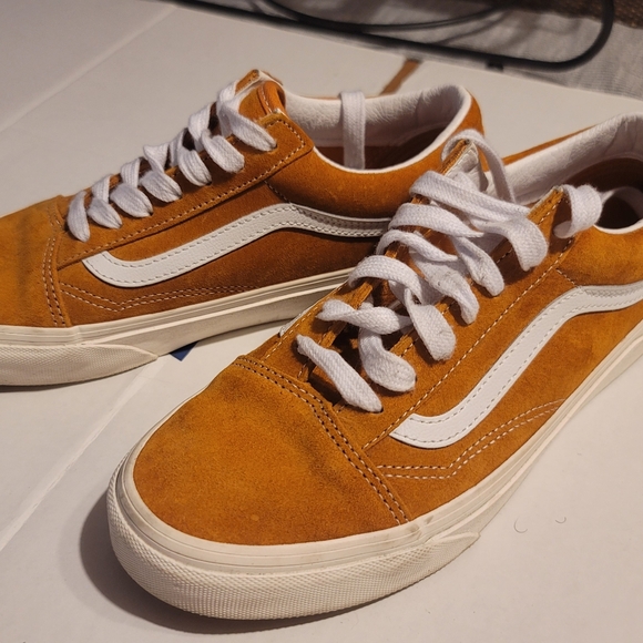 Old Skool Vans in Amber Suede-Size 7.5 Women's/6.0 Men's - Picture 10 of 11
